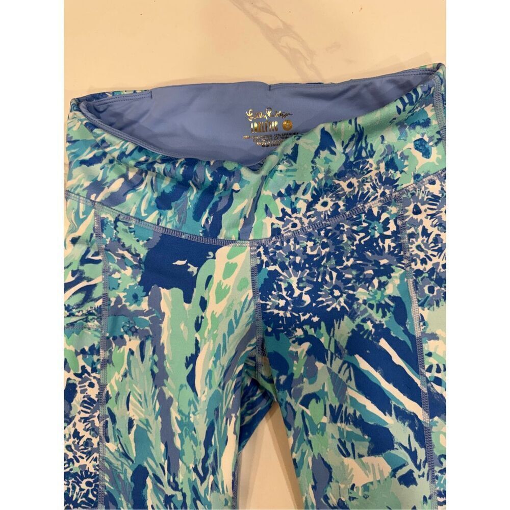 Lilly Pulitzer Luxletic Hey Hey Solei Print Weekender Cropped Leggings Size Smal - Picture 2 of 7